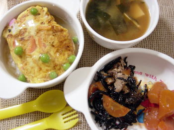 ���q�̔ӂ��� �F �V�Ôс��Ђ����̎ϕ����ɂ񂶂�̊Ðh�ρ������Ƃ킩�߂̂����X�`